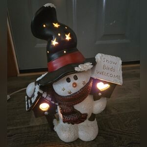 Illuminated Snowman Holiday Decor